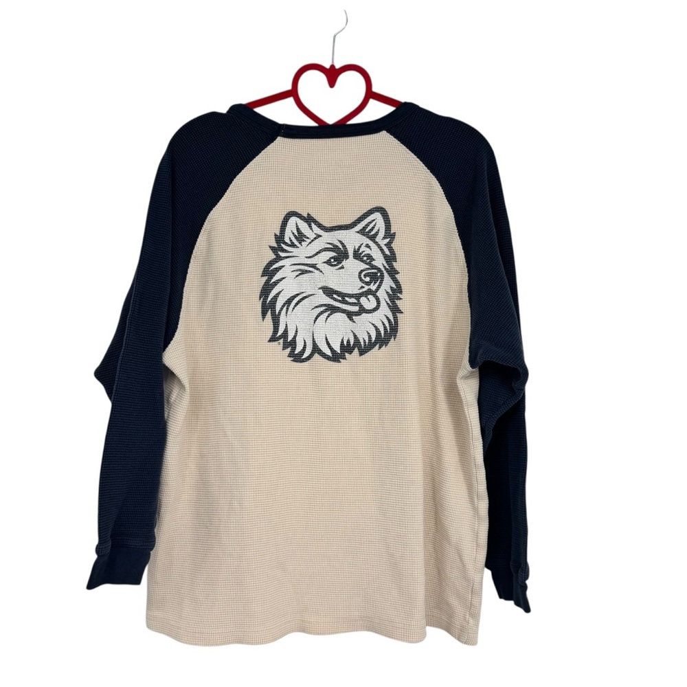 Men’s Champs Med Univ of Connecticut Huskies Waffle Weave Thermal LS Shirt - Picture 4 of 6